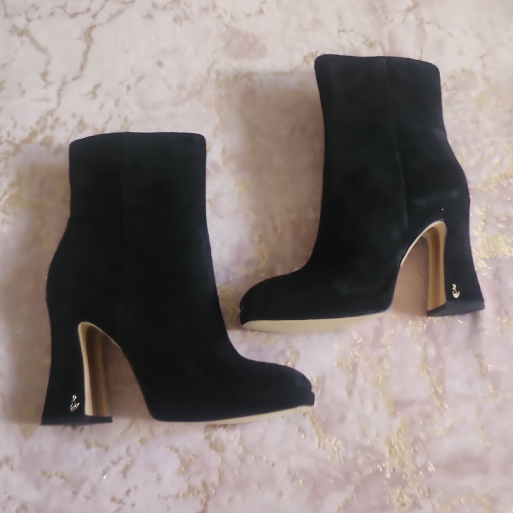 SAM ELDELMAN | Black Heeled Boots